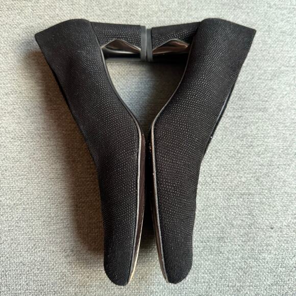 Stuart Weitzman Textured Kenna Black Leather Pump Classic Mature Women's 8.5 - Picture 7 of 12